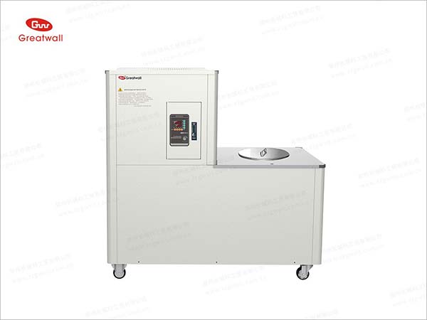 超級(jí)低溫?cái)嚢璺磻?yīng)槽（-100℃、-120℃）